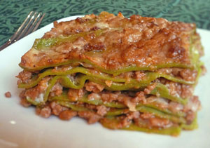 Lasagne Verdi alla Bolognese - side view.